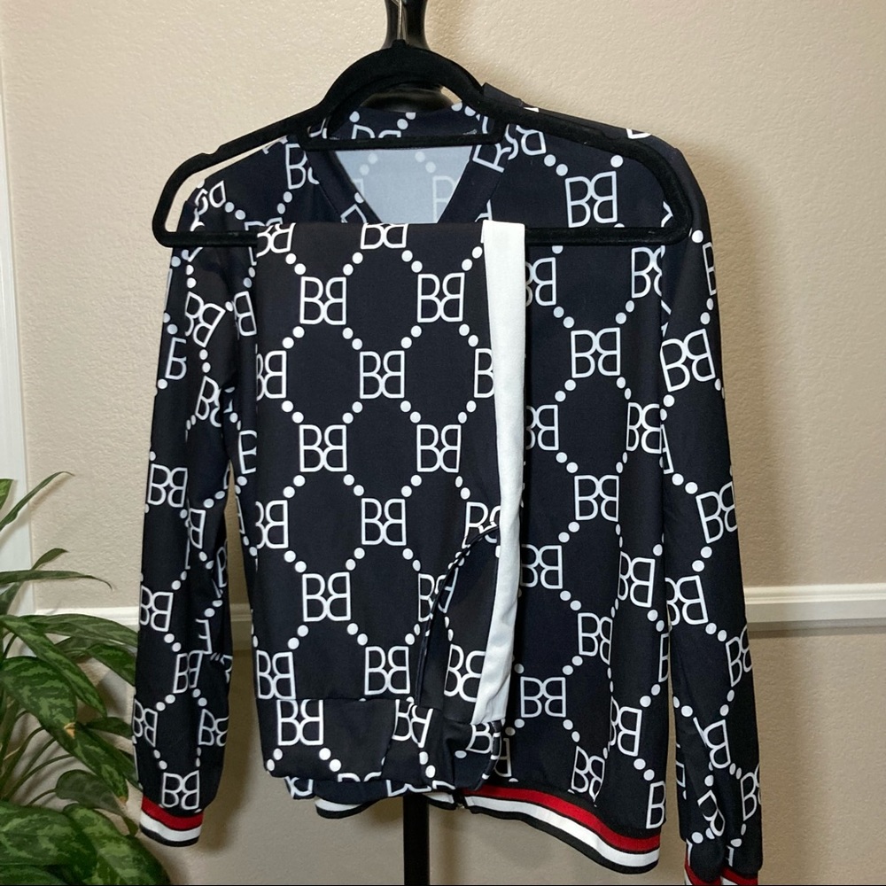 COSTUM MADE TRACKSUIT FEMALE SIZE S